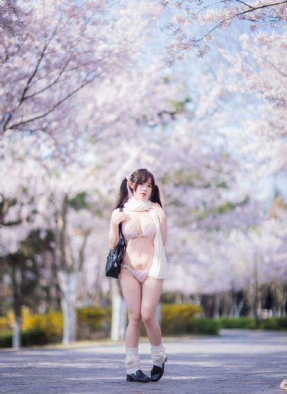 韩国电影两个女人